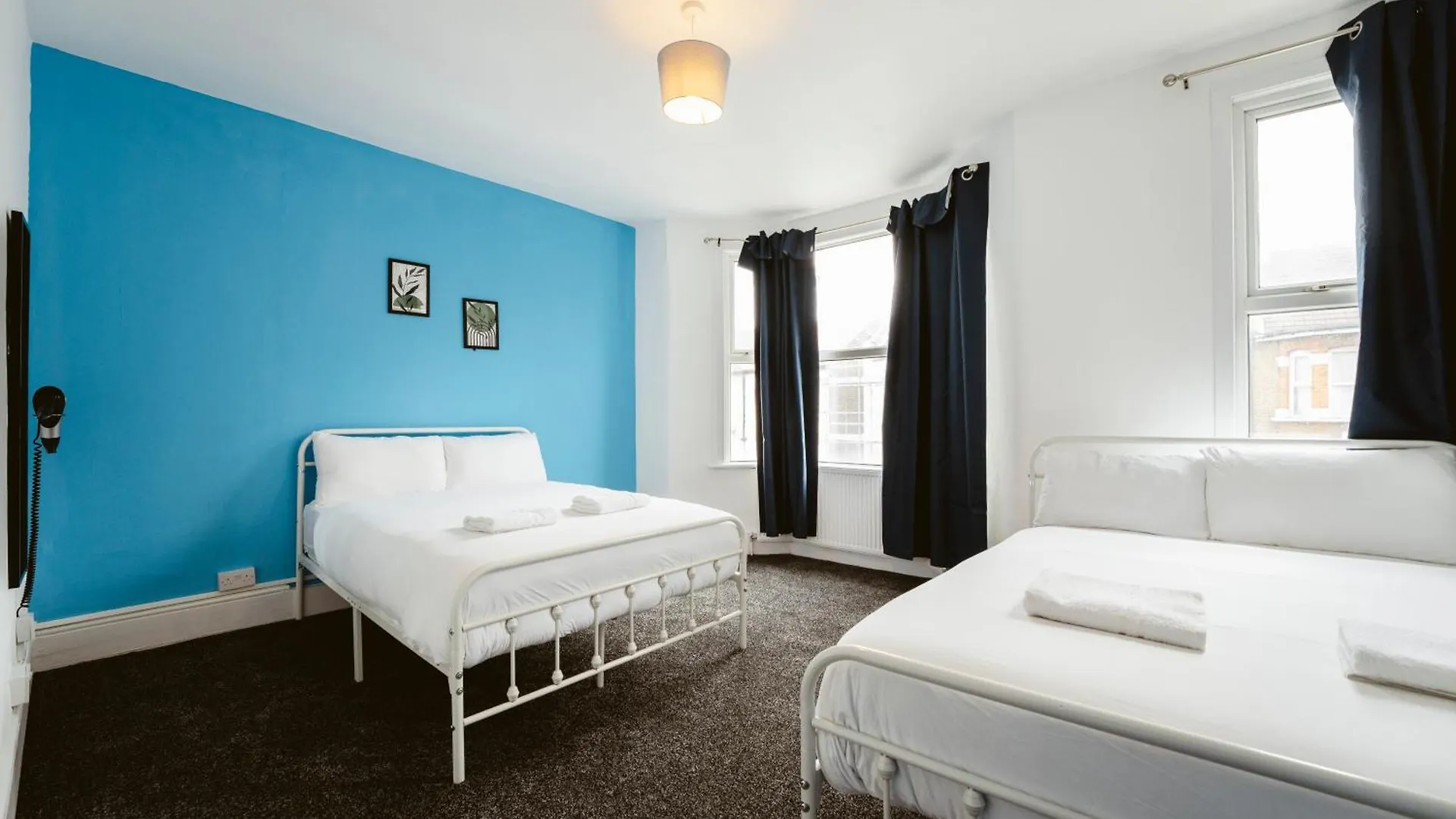 Barking Cosy Double Rooms בית הארחה ברקינג