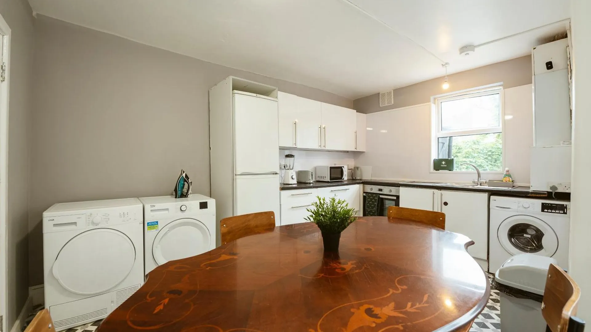 Barking Cosy Double Rooms בריטניה