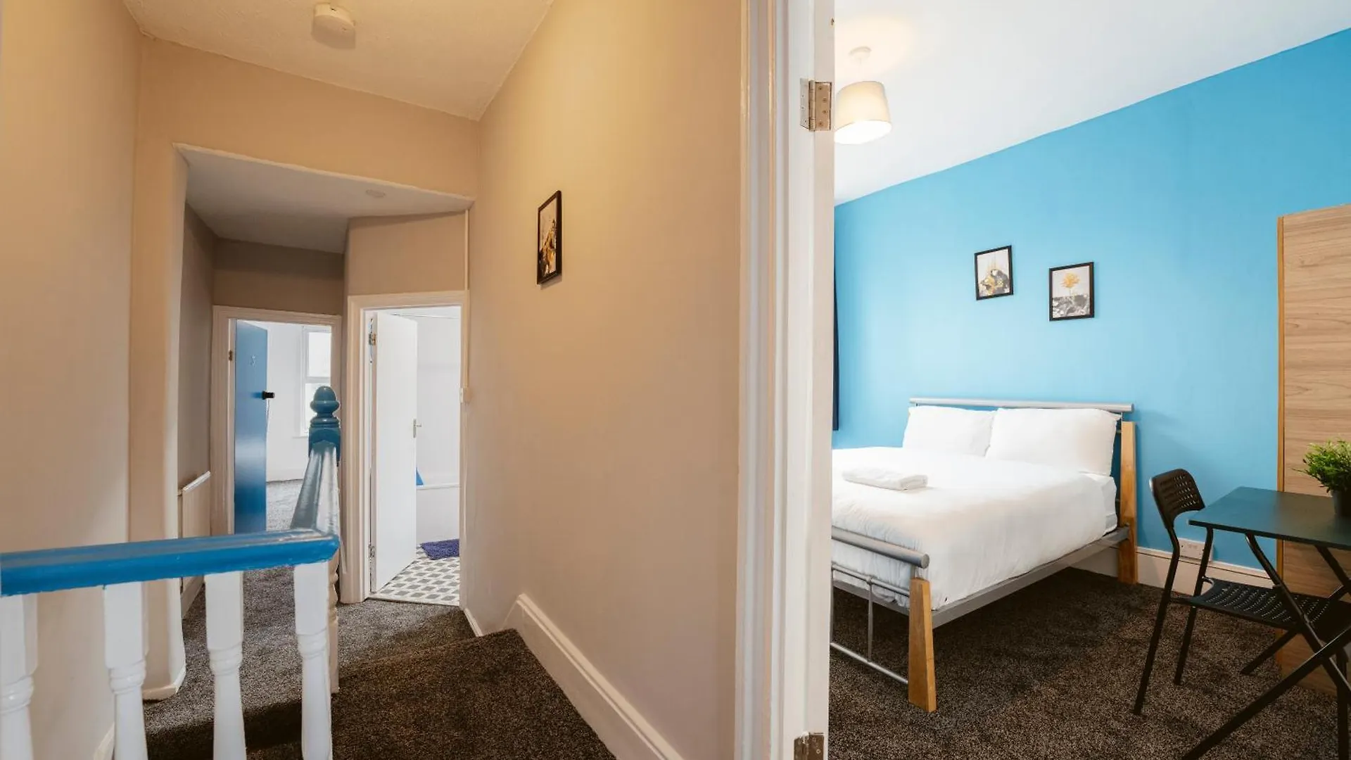 בית הארחה Barking Cosy Double Rooms בריטניה
